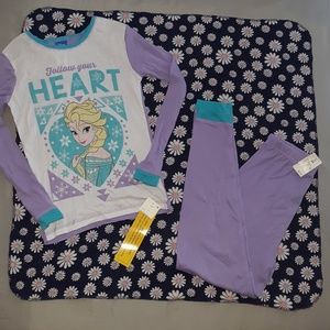 NWT DISNEY'S FROZEN PAJAMA SET